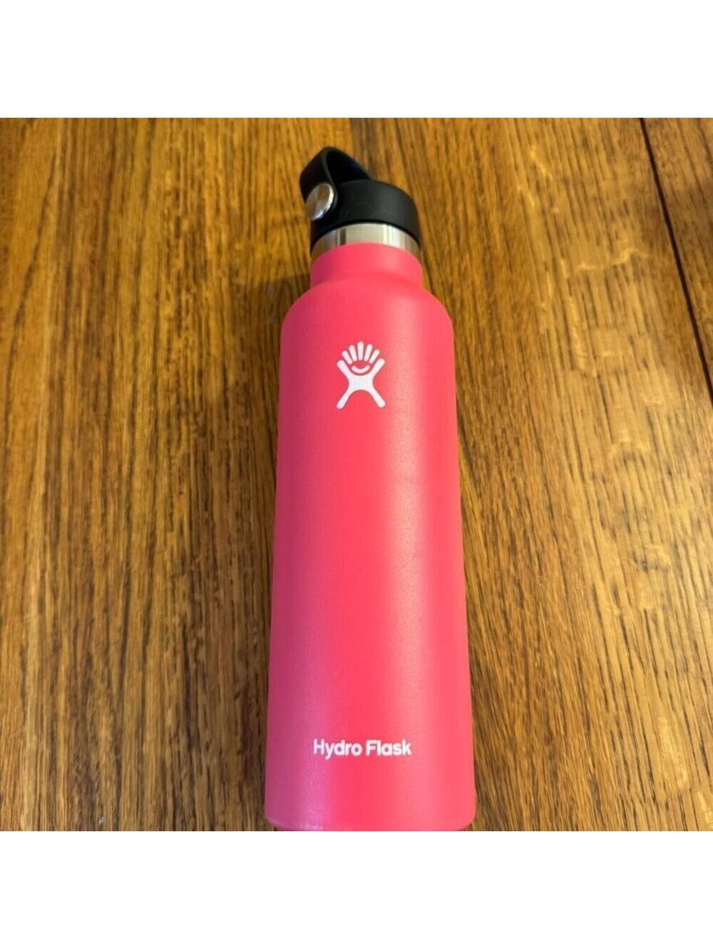 NWT Hydro Flask water bottle - 21 oz - sport cap - pink watermelon
